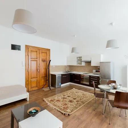 Dlouha With Sauna Apartament *